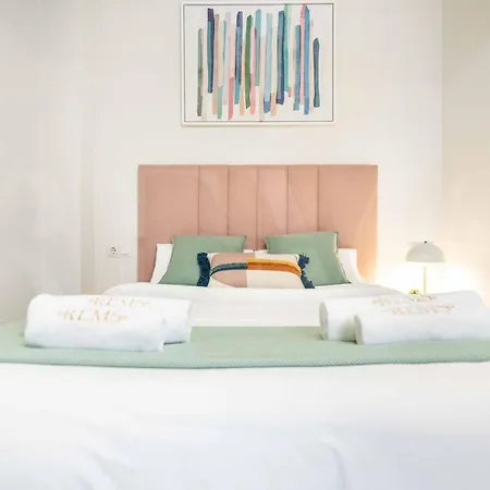 Bright And Tranquil With Terrace By Rems * Μάλαγα