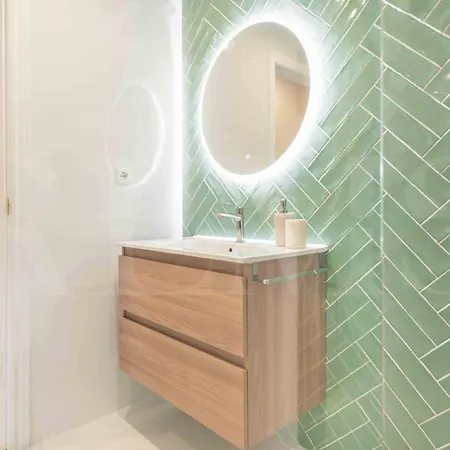 Bright And Tranquil With Terrace By Rems